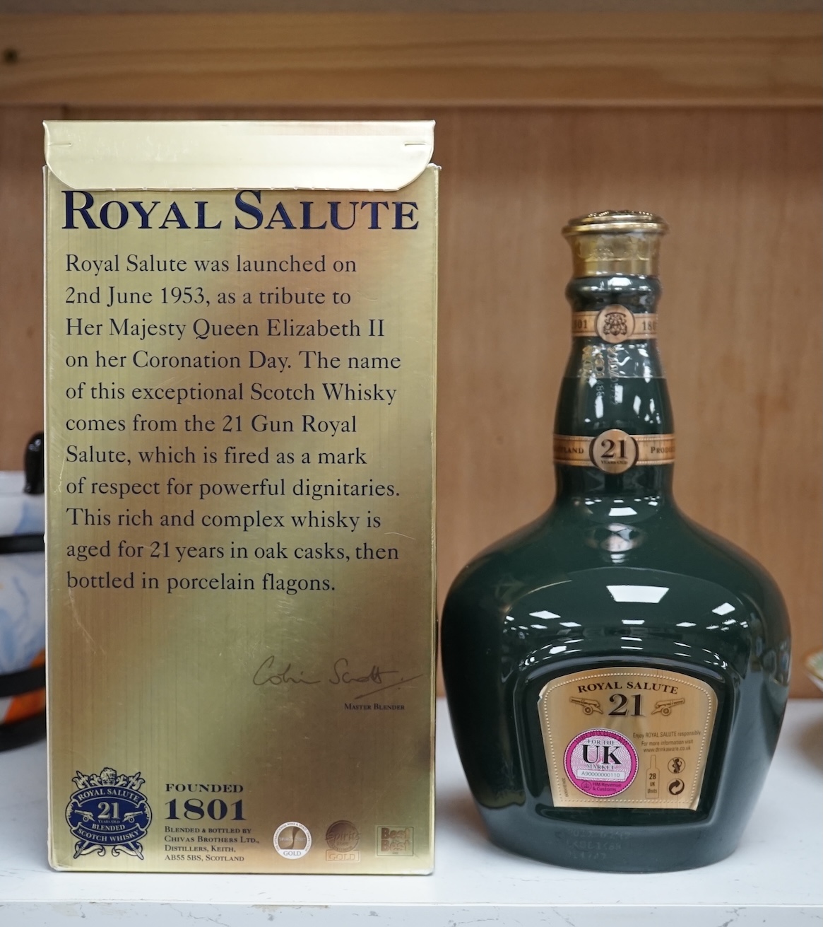 A boxed bottle of Chivas Brothers Royal Salute 21 year old blended scotch whisky, Emerald Flagon, with velvet bag. Condition - good, some minor wear to box